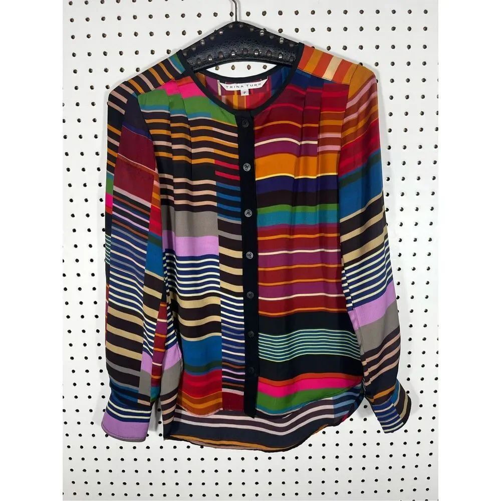 Trina Turk silk trim geo print blouse size P